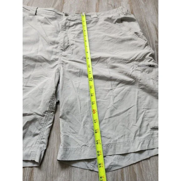 Columbia Mens Gray Flat Front Outdoor Cargo Shorts 42x10 Lightweight Pockets - Picture 3 of 7